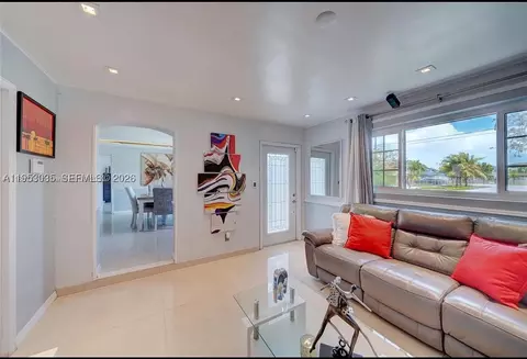 801 E 16th Pl, Hialeah, FL 33010 photo 5