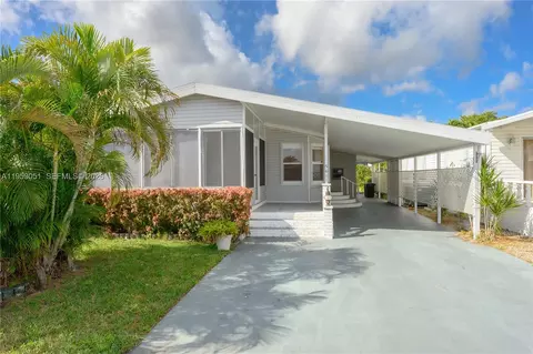 5611 SW 32nd Ter, Fort Lauderdale, FL 33312