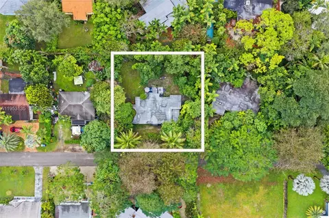 5942 SW 60th St, South Miami, FL 33143