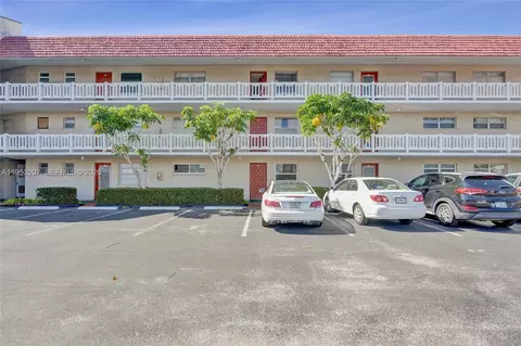3511 E Inverrary Dr #107, Lauderhill, FL 33319