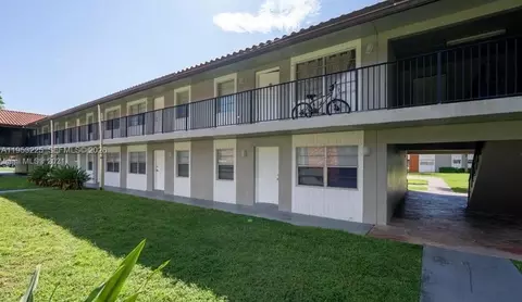 1200 SW 50th Ave #207-3, North Lauderdale, FL 33068