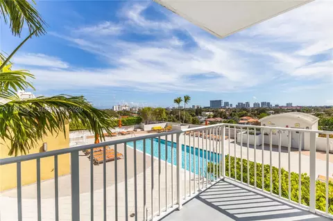 3180 SW 22nd St #601, Miami, FL 33145