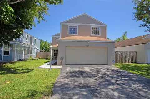 10137 SW 223rd Ter, Cutler Bay, FL 33190
