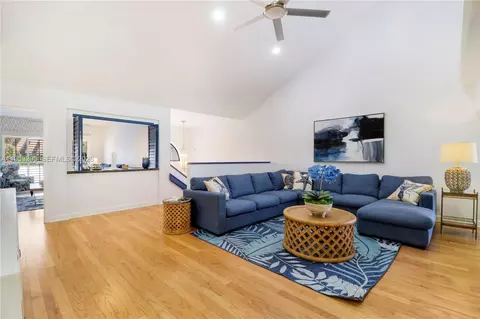 Living - 16600 S Traders Xing S #253, Jupiter, FL 33477 photo 4 of 4
