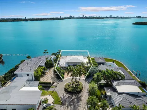 1990 NE 119th Rd, North Miami, FL 33181