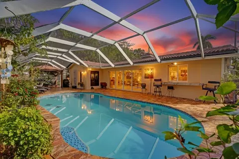 1237 Garfield St, Hollywood, FL 33019