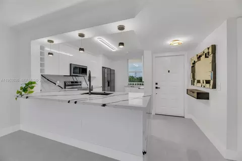 2601 N Nob Hill Rd #407, Sunrise, FL 33322