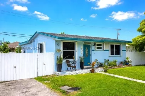 10910 SW 217th Ter, Miami, FL 33170