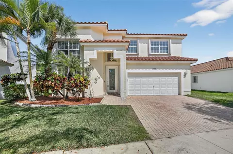 1303 NW 167th Ave, Pembroke Pines, FL 33028