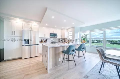 2500 NE 48th Ln #607, Fort Lauderdale, FL 33308