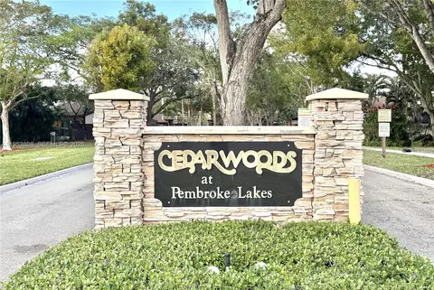 10271 Oleander Ct, Pembroke Pines, FL 33026