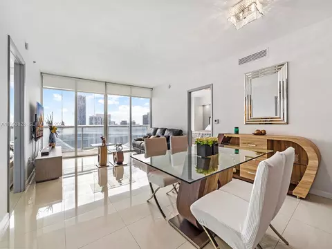 495 Brickell Ave #5203, Miami, FL 33131