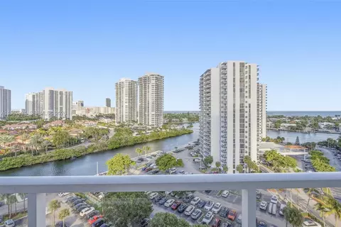 3731 N Country Club Dr #1421, Aventura, FL 33180