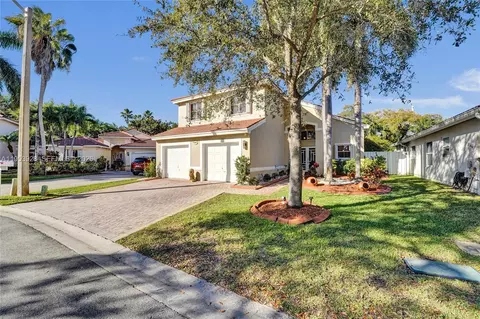 5097 SW 34th Ter, Fort Lauderdale, FL 33312