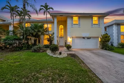10356 Quito St, Hollywood, FL 33026