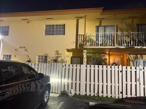 8370 SW 154th Ave #9, Miami, FL 33193