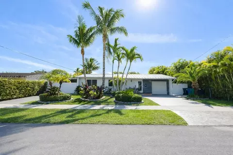 9510 SW 45th St, Miami, FL 33165