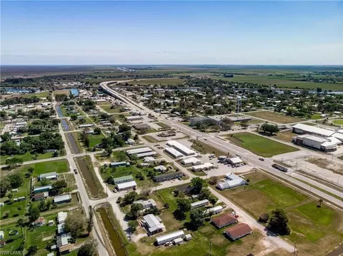 600 642 Us Hwy 27, Moore Haven, FL 33471