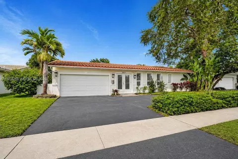 3671 N 47th Ave, Hollywood, FL 33021