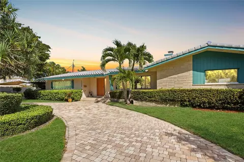 11505 N Bayshore Dr, North Miami, FL 33181