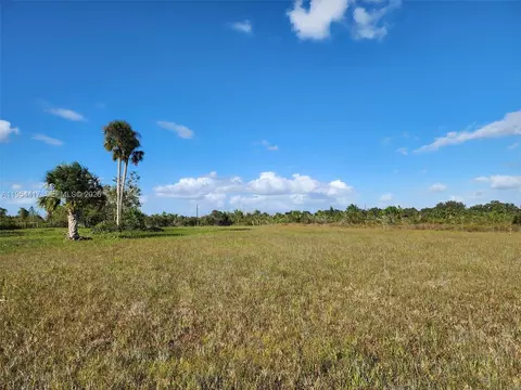 18717 NW 258 St, Okeechobee, FL 34972