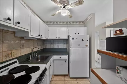 331 E Mcnab Rd #226, Pompano Beach, FL 33060 photo 15
