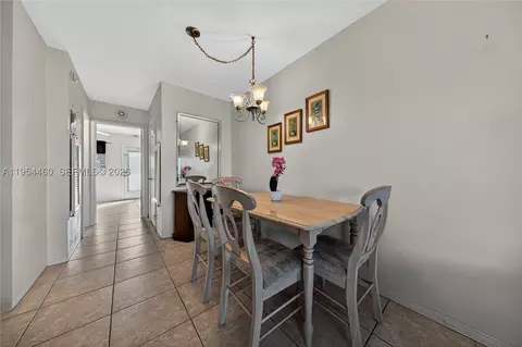 Dining - 331 E Mcnab Rd #226, Pompano Beach, FL 33060 photo 2 of 3