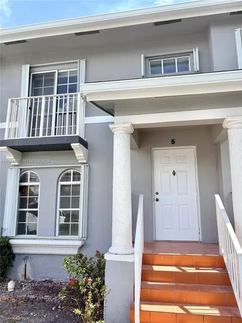 5200 NW 109th Ave #5, Doral, FL 33178