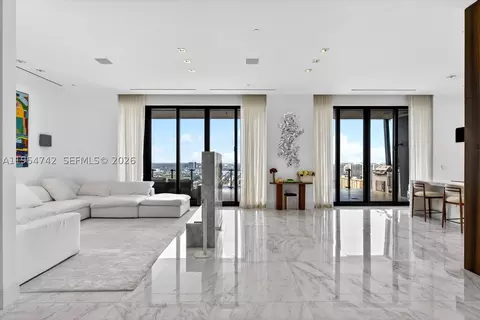 17141 Collins Ave #2902, Sunny Isles Beach, FL 33160