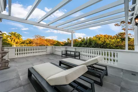 Exterior - 13291 Old Cutler Rd, Pinecrest, FL 33156 photo 3 of 11