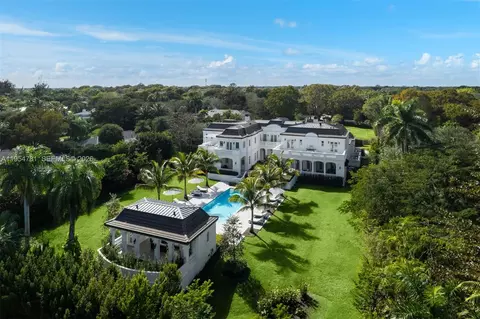 View/Area - 13291 Old Cutler Rd, Pinecrest, FL 33156 photo 3 of 5