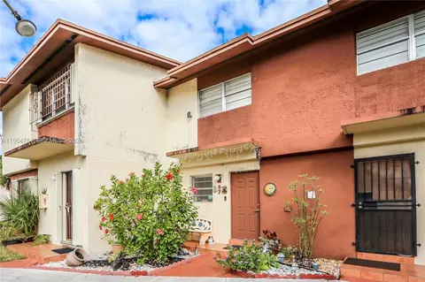 30 SW 108th Ave #7G, Sweetwater, FL 33174
