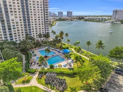 18181 NE 31st Ct #806, Aventura, FL 33160