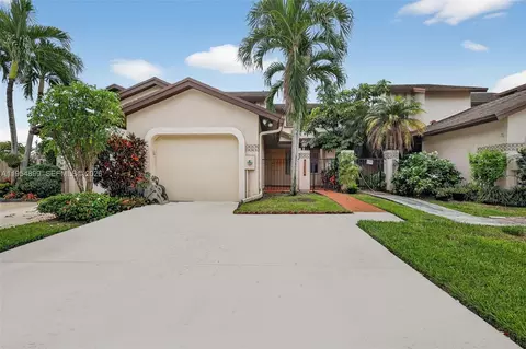 13702 SW 101st Ter, Miami, FL 33186