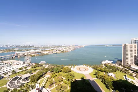 50 Biscayne Blvd #3702, Miami, FL 33132