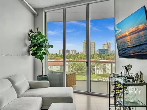 3029 NE 188th St #503, Aventura, FL 33180