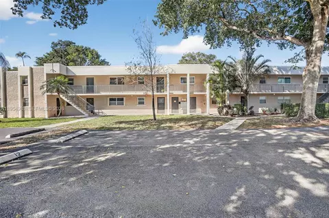 8523 Old Country Mnr #520, Davie, FL 33328