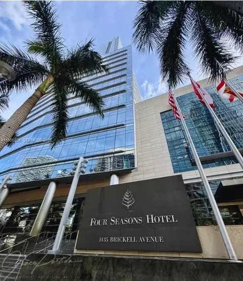 1435 Brickell Ave #3508, Miami, FL 33131