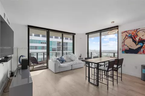 121 NE 34th St #3001, Miami, FL 33137