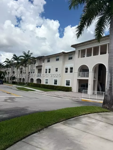 11601 NW 89th St #107, Doral, FL 33178
