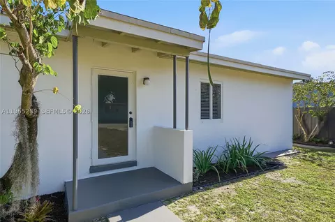 1308 NW 13th Ct, Fort Lauderdale, FL 33311