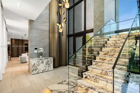 Entry Way - 5900 SW 129th Ter, Pinecrest, FL 33156 photo 3 of 8