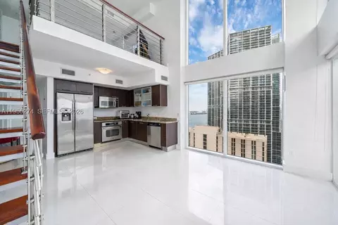 41 SE 5th St #1202, Miami, FL 33131