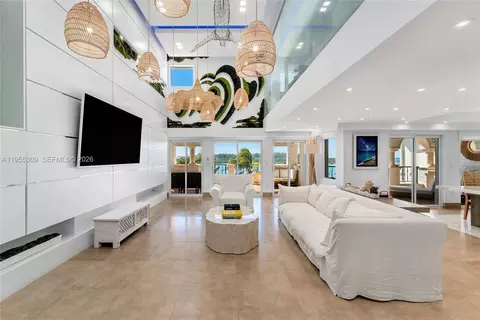 2443 Fisher Island Dr #5403, Miami Beach, FL 33109