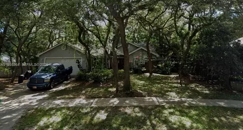 321 Oak Leaf Cir, Lake Mary, FL 32746