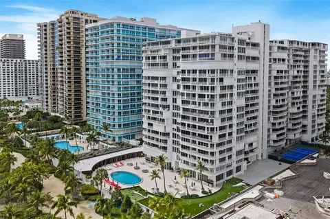 10155 Collins Ave #909, Bal Harbour, FL 33154