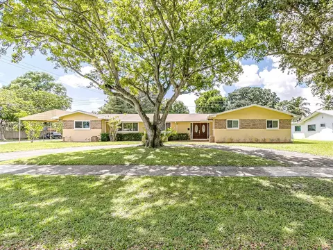 4800 Polk St, Hollywood, FL 33021