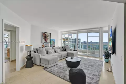 21205 Yacht Club Dr #3103, Aventura, FL 33180