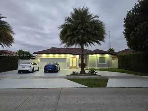 15412 SW 183rd Ter, Miami, FL 33187