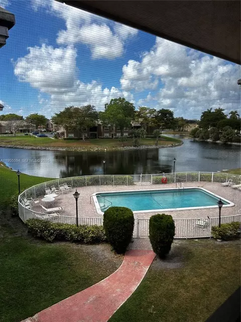 2850 Forest Hills Blvd #310, Coral Springs, FL 33065